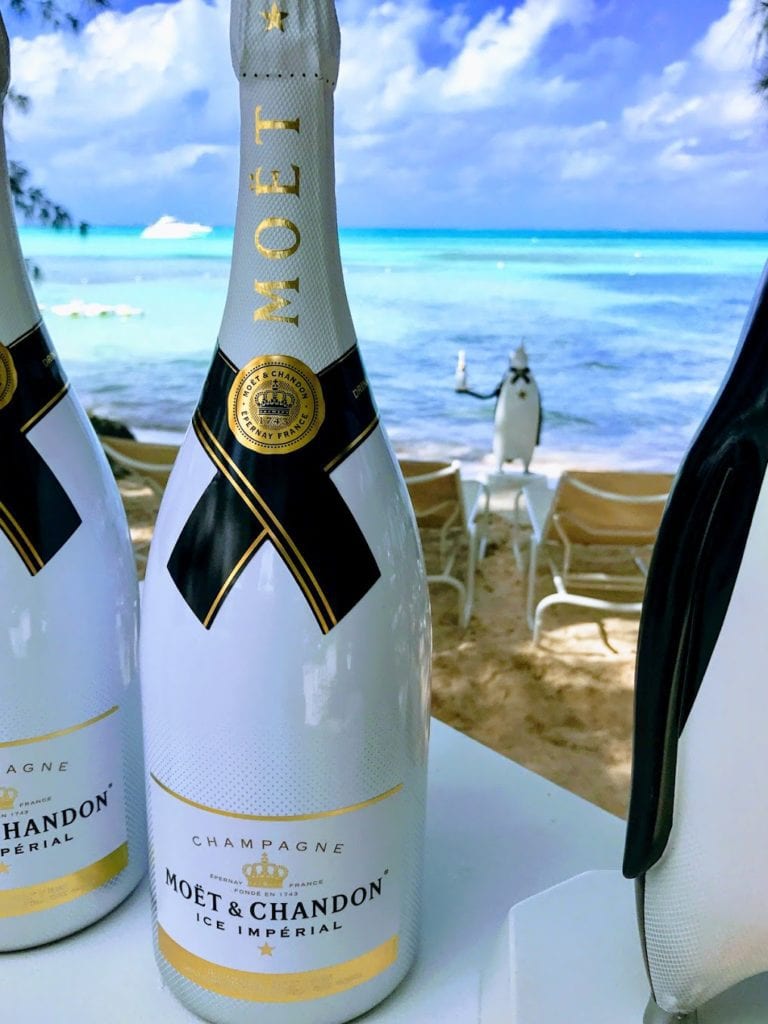 Always 5 Star guide to Moët & Chandon Champagne - Always5Star